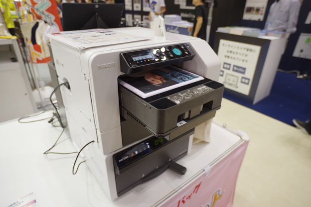 ガーメントプリンター RICOH Ri 100