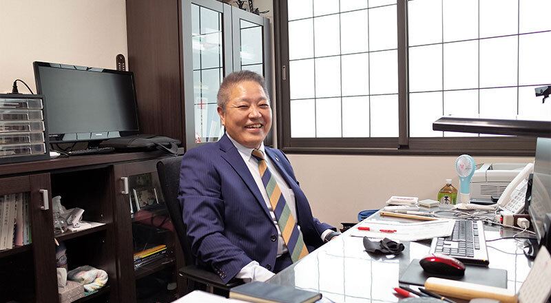 建設業の残業上限規制にいち早く対応　クラウドとスマホで勤務時間を効率管理