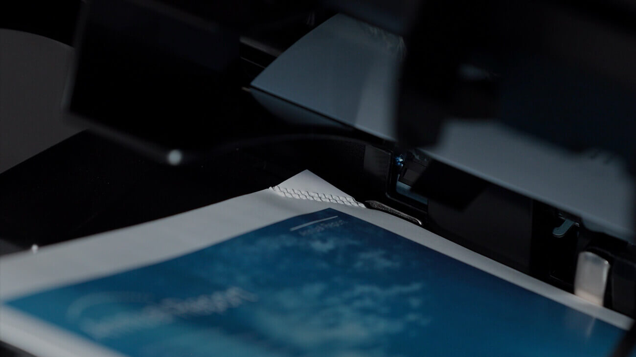 RICOH IM C6010製品群 リコー複合機 針なし綴じユニット動画