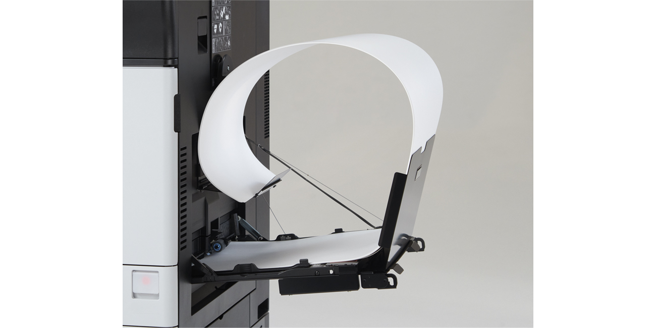 写真：長尺用紙給紙ガイド C8500(オプション)