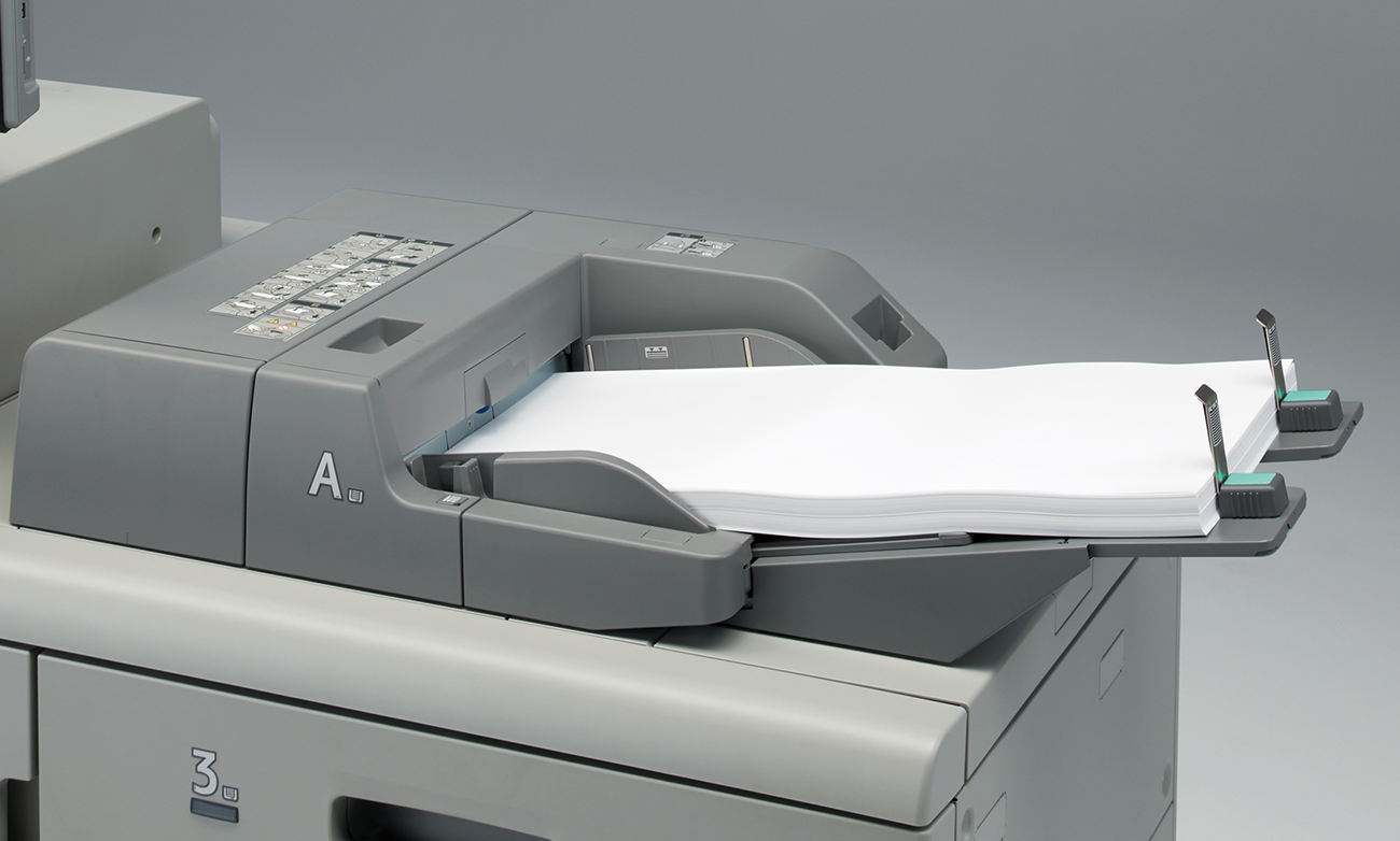 画像：手差しトレイ長尺用紙給紙ガイド タイプS9 ❺