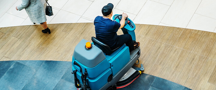 業務用清掃ロボットを活用するメリット