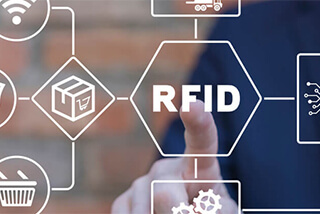 【最新】RFIDタグの価格相場はいくら？導入費用や価格推移、選び方について解説