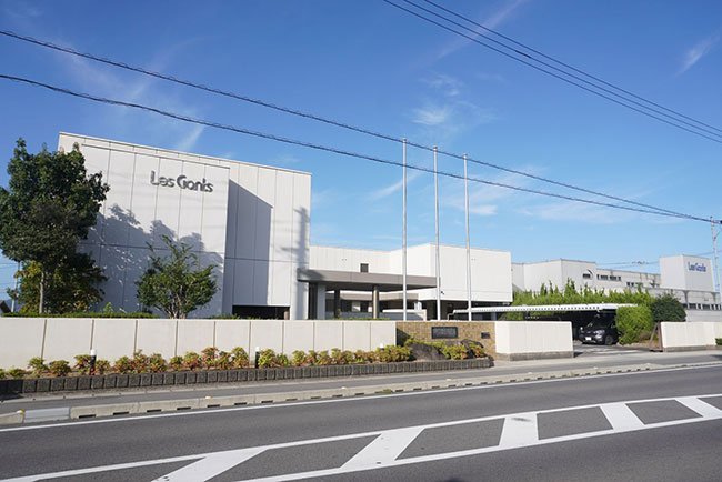 レガンの本社の外観