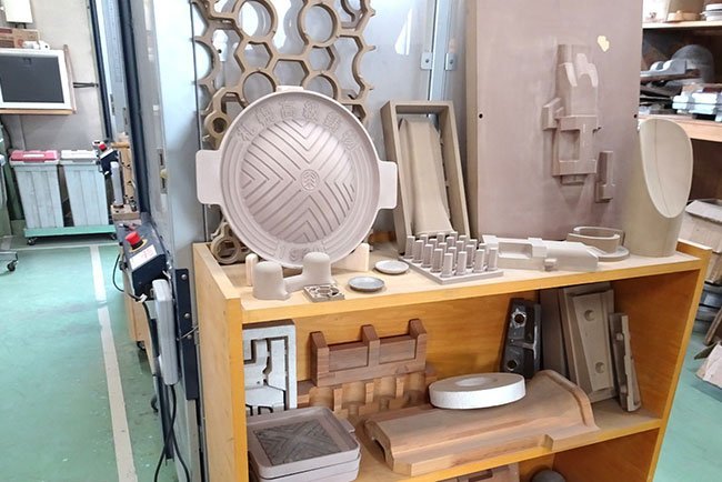 かつて製造していたステンレス製ジンギスカン鍋の木型