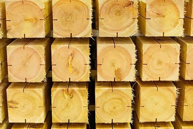 飛騨ヒノキの建築木材