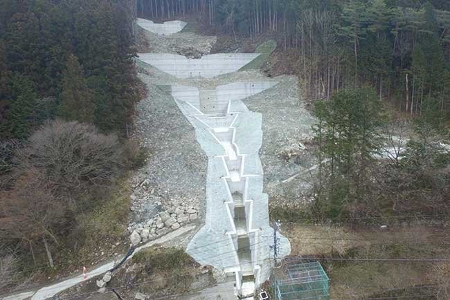 岐阜県発注　公共緊急総合治山事業　仏洞地区工事現場