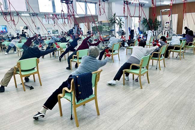 ゆうあいリハビリセンターのリハビリ風景。ほっとリハビリシステムズで経験したことが、今に生きている