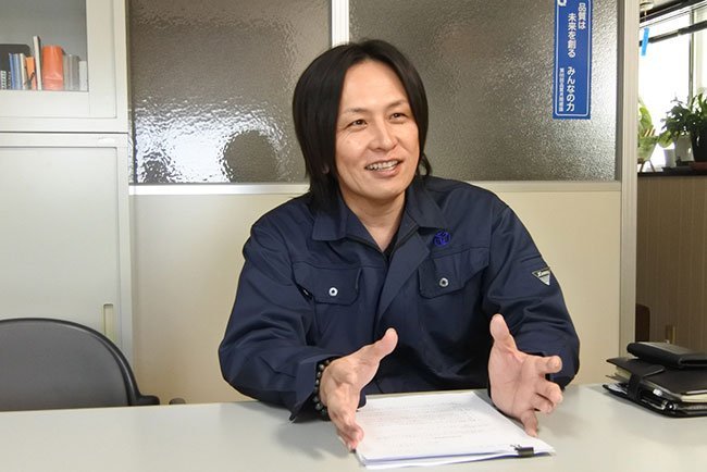 創業の経緯を語る冷水博仁代表取締役