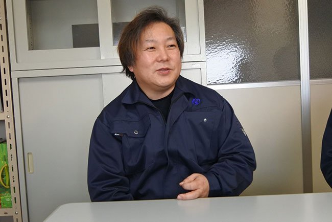 販売管理システムを開発した上村賢吾業務課係長