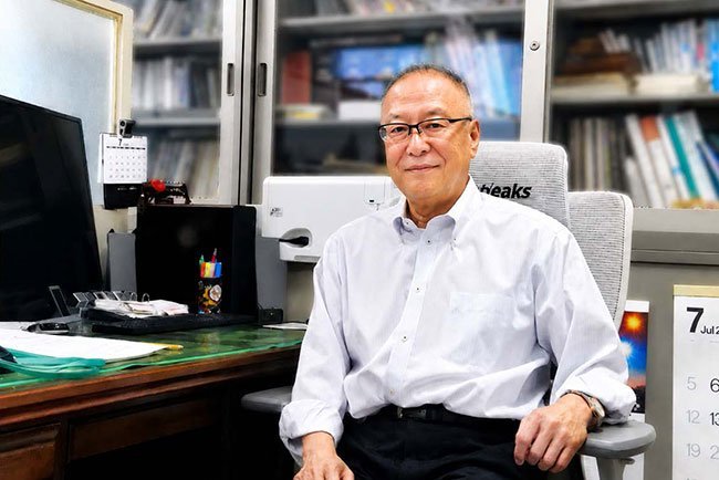「90年代にFAXが入った時はうれしかった」と振り返る兼田所長
