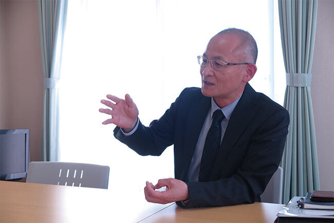 利用者に寄り添う支援と働き方改革は両輪だと語る池田浩章統括本部長