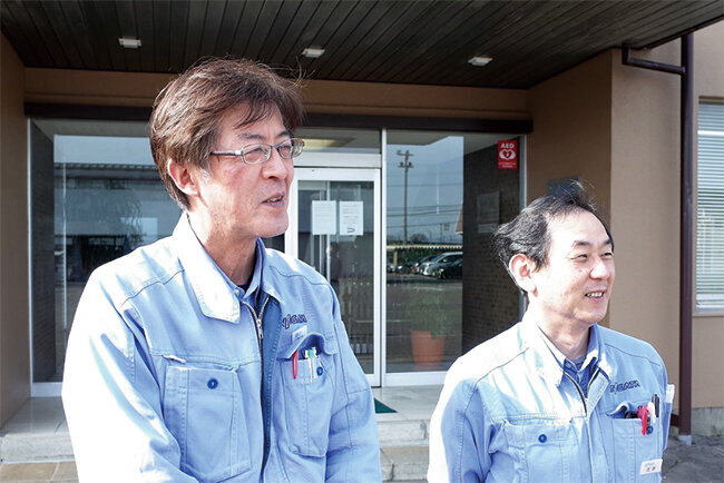 ニイガタマシンテクノの田村幸夫社長（左）と笠原聡史・管理グループ長