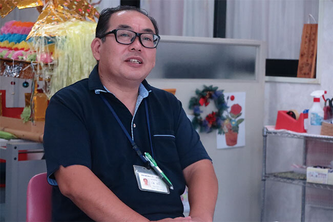 「看取りが日常的にある現場で、職員の不安感を軽減したい」と話す生活相談課の小堀利行課長