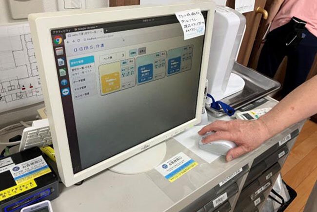 見守りロボットで入所者の状況を把握