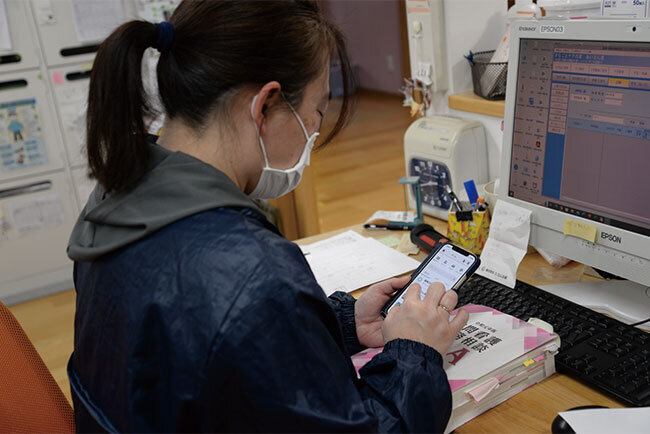 「どこでも連絡帳」はスマートフォン、タブレット、パソコンでも利用できる