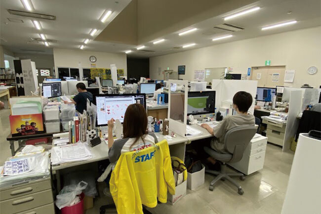 制作（DTPデザイン、広告制作、ホームページ作成）部門が充実している