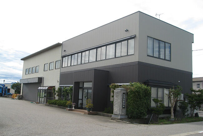 児島工業の本社の外観