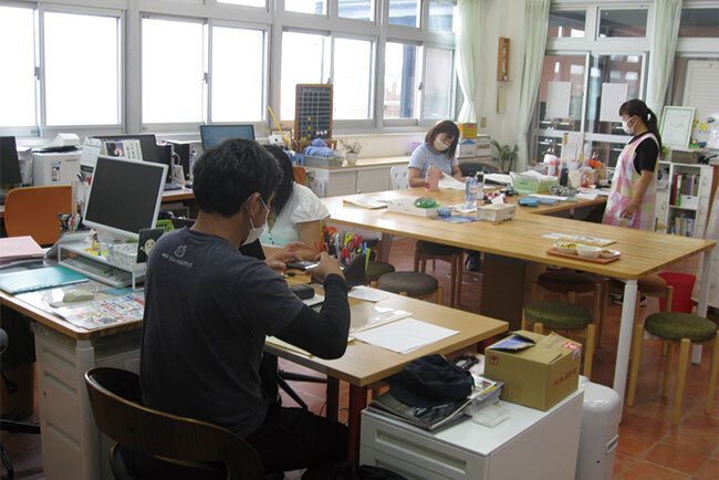 まあや学園の事務所の様子