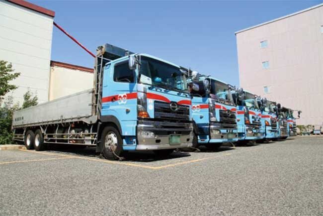 運輸事業部トラック