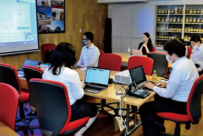 各部署を繋いだオンライン会議