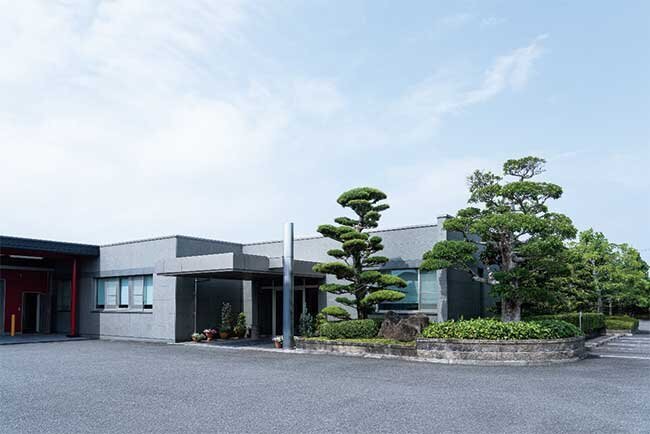 ナイガイの本社の外観