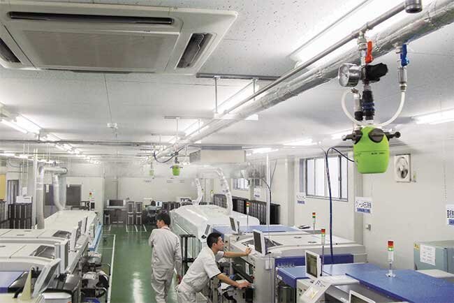 乾燥や静電気を防ぎ、製品不良や作業環境のトラブルを防ぐ産業空調加湿システム