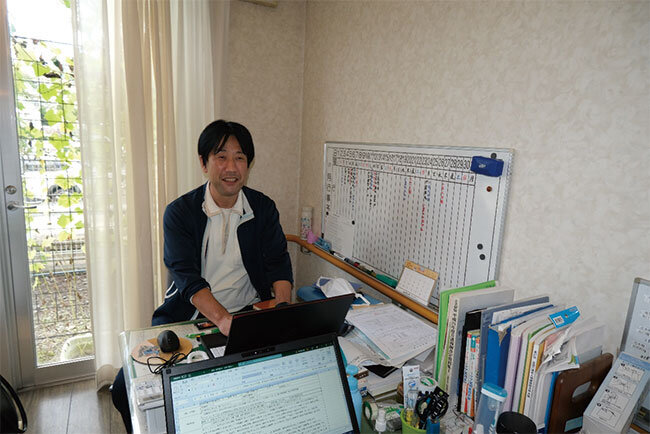 支援相談員の藤井彰彦さん