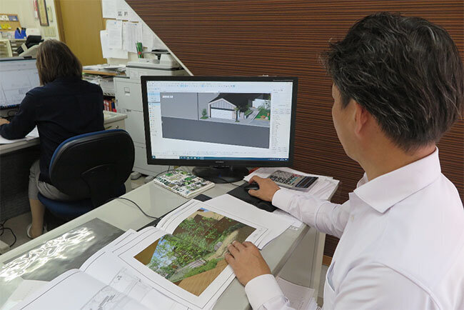 設計はCADで行って顧客とのコミュニケーションに役立てている