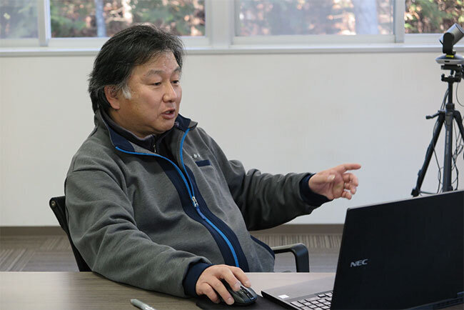 ソフト導入前の状況を説明する井上部長