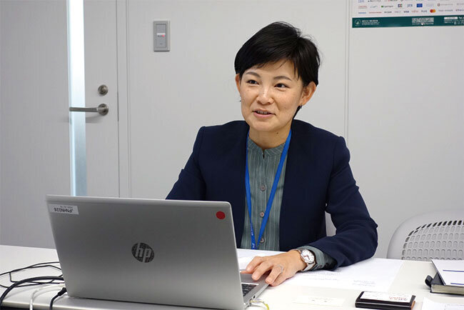 「3業務を1社で行っているのが強み」と話す経営統括部人事総務課主任の藤埜聡子さん