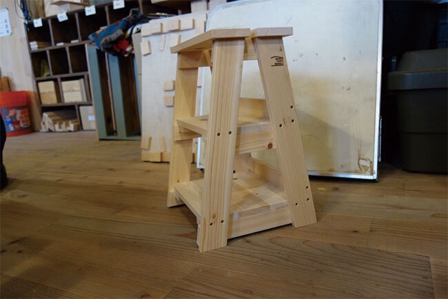 2023年の小学校卒業制作の踏み台にも椅子にも使える作品