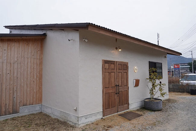 禾の本社の外観