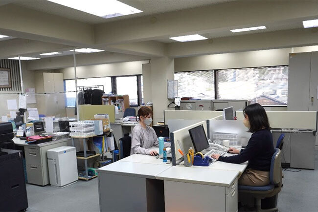 日建ヘルスメディカルのオフィスの様子