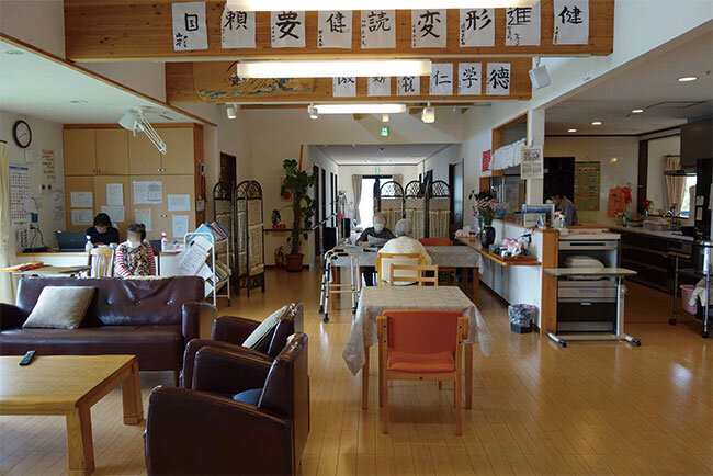「宅幼老所あずま家」の内部