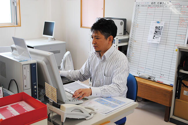 メール共有システムで関係社員全員が受注メールを確認できる