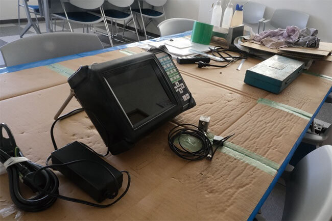 超音波検査装置。資格試験に備えて常時使えるようにしている