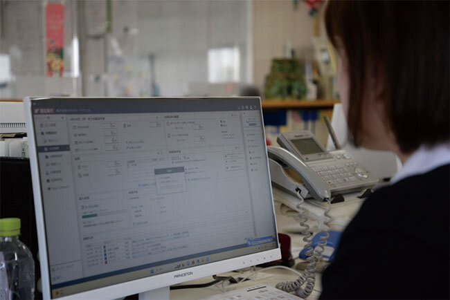 電子帳簿保存法に対応すべく、2022年に会計ソフトを刷新した