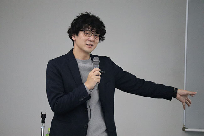DX経営塾で講義を行うモノデジタルの和田正典社長