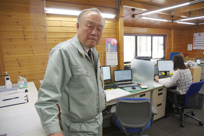 紙類を減らしてすっきりしたオフィスの次はフリーアドレス