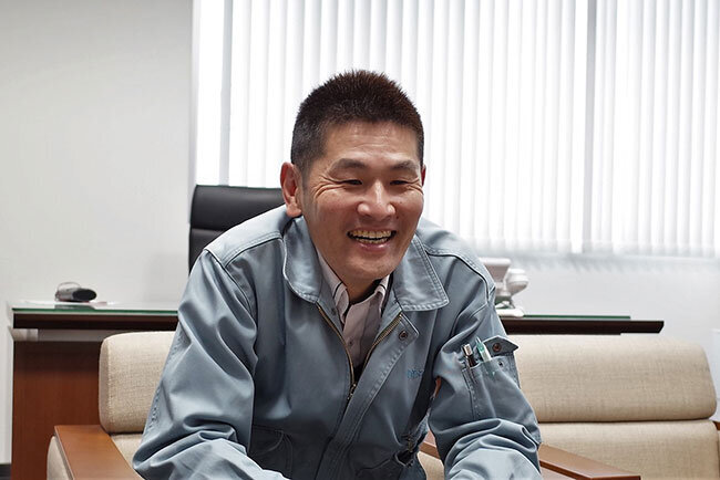 AWSの活用について語る西村直樹社長。2021年2月に社長に就任したばかりだ