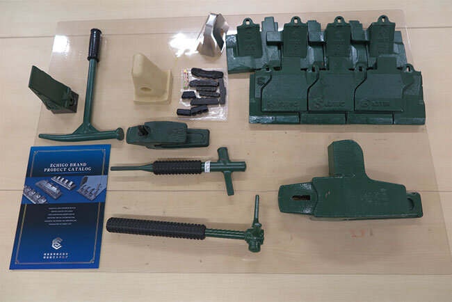 同社の製品群、右上が主力の「ツース盤」