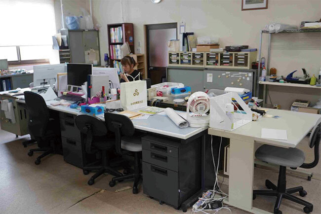 白雪興産のオフィスの様子