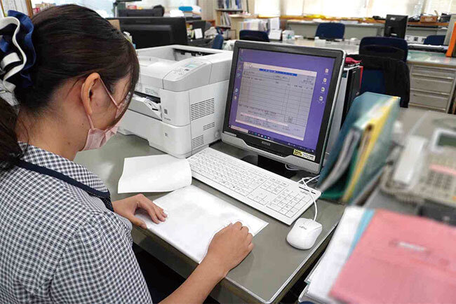 AI-OCRの機能を活用する様子