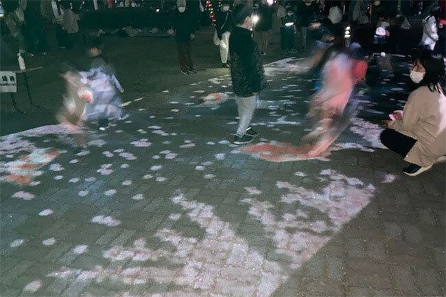 プロジェクションマッピング制作にも取り組み、地元を中心とする各種イベントや地域活性化拠点、商業施設などへの提供にも力を入れている