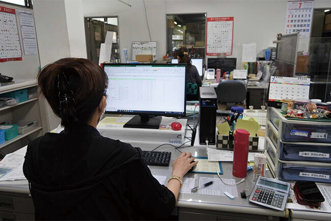 従業員の勤務状況がひと目でわかる