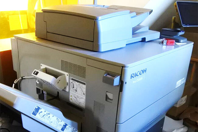 商品名ラベルを印刷するために導入したオンデマンドプリンター