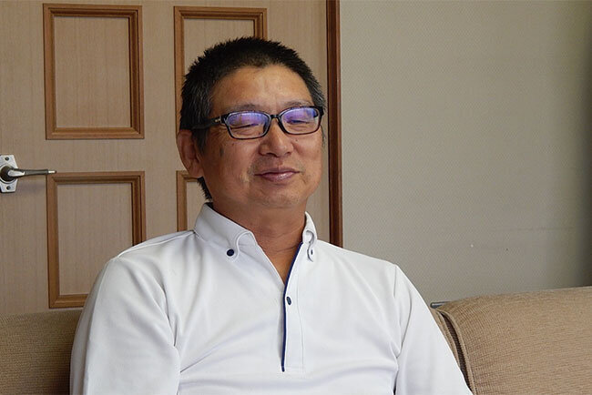 「シリコーンの特性をもっと知ってほしい」と話す小松社長