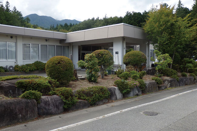 「救護施設　順天寮」の外観。現在地に移転して50年近くになる