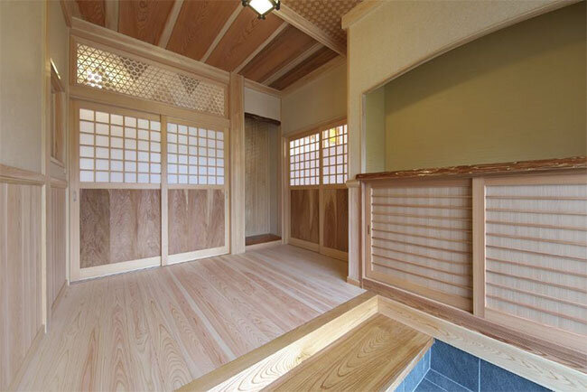 木の香りがする玄関＝ホームぺージより